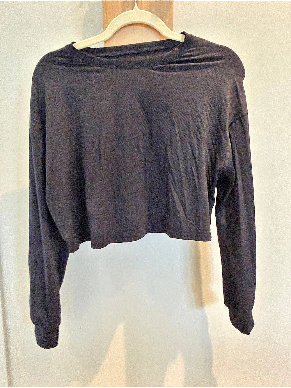 Lululemon Hold Tight Straight-Hem Cropped Long-Sleeve Shirt Black